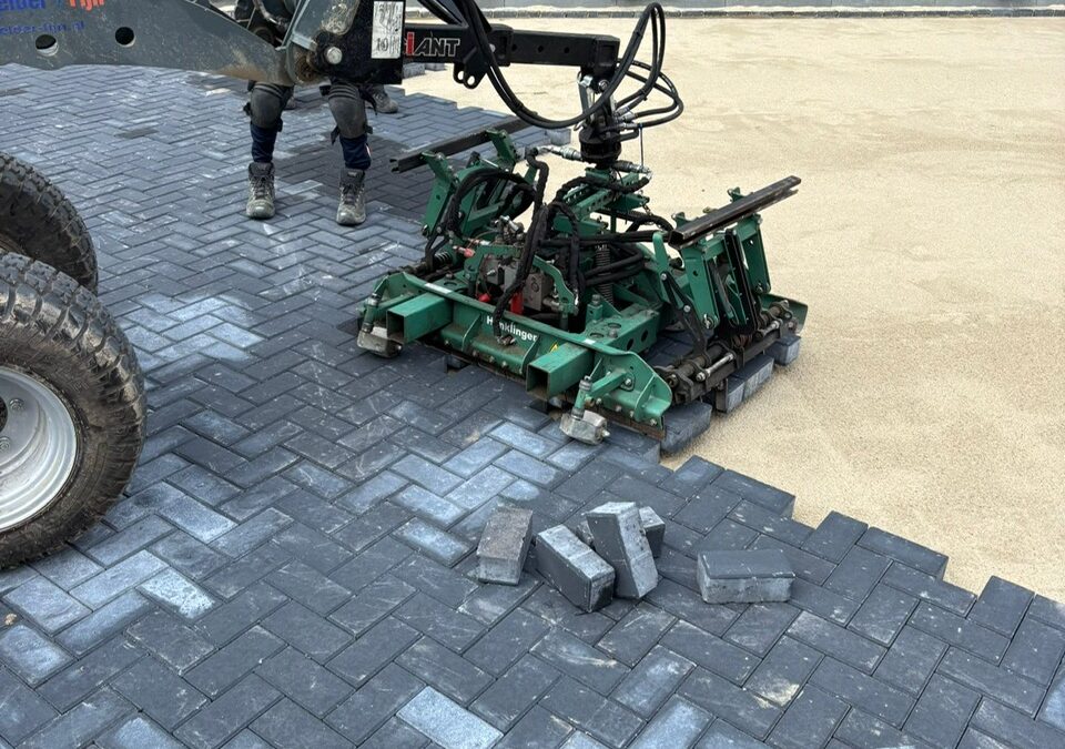 🚧 Project in de spotlight: Bestratingskracht tegenover De Grote Koppel in Arnhem! 🧱